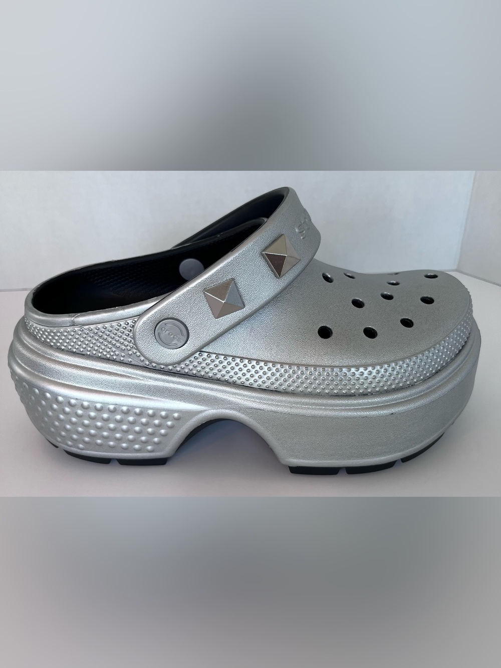 Women Crocs Stomp Metallic Clogs in Silver - Picture 8 of 14